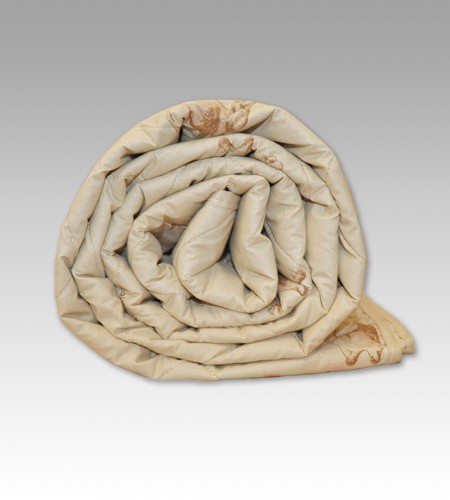 Всесезонное одеяло из верблюжьей шерсти